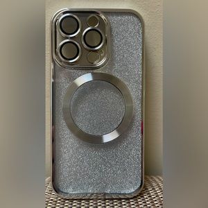 iPhone case 14 pro sparkling silver MagSafe